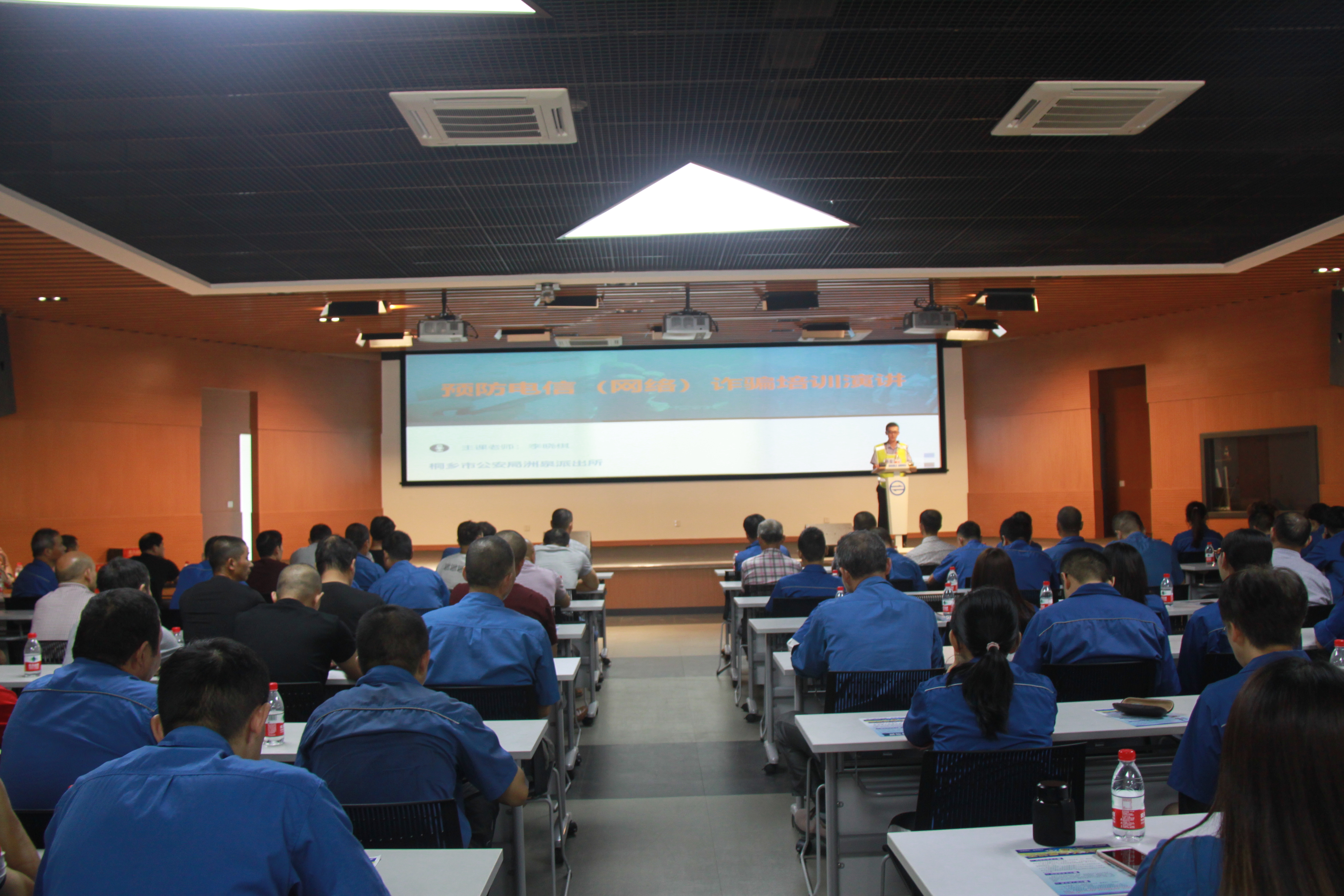 ��թƭ����