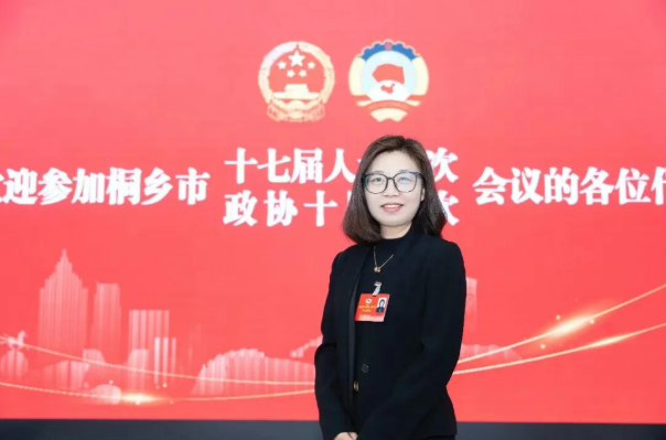 17695760262251764B25.png 17695760262251764B25.png